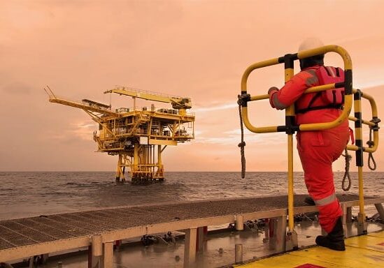 Life-of-Oil-Rig-Workers